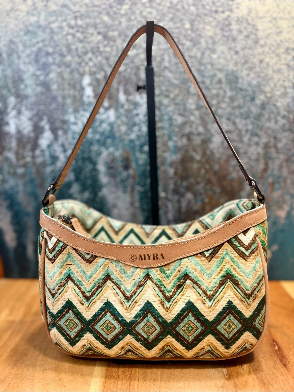 Myra Y2K Boho Western Chevron Shoulder Bag (EUC)